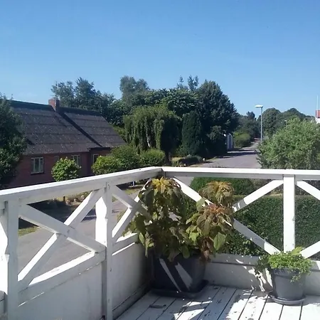 Fejoe Guest house *